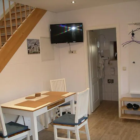 Lägenhet Ferienhaeuschen *